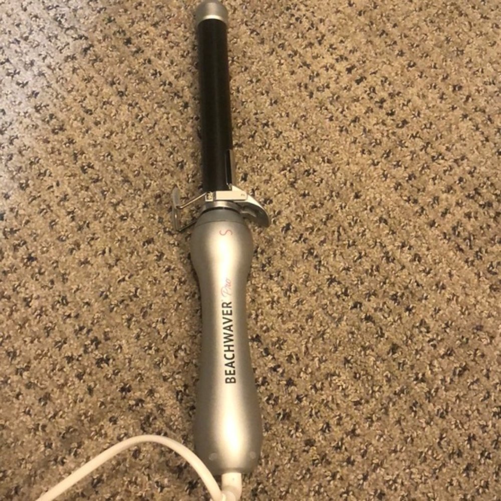 Beachwaver Pro 1 inch Professional Rotating Curling Iron
